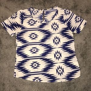 *GENTLY USED* Pattern Blouse
